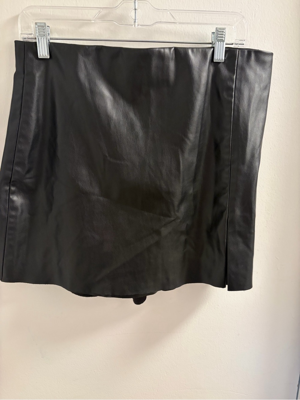 Zara Black Faux Leather Asymmetrical Skort Side Slit Shorts XL